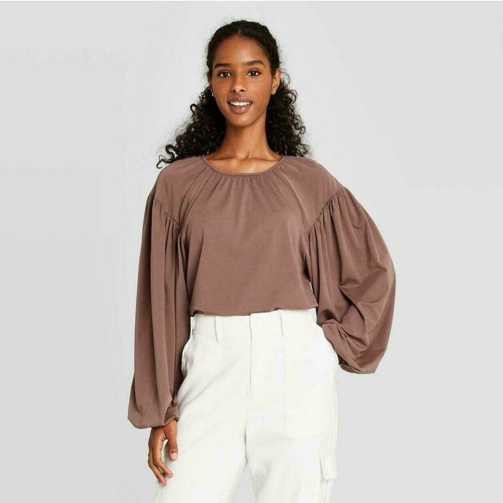 New with tags A New Day Balloon Sleeve Blouse, Taupe/Brown Size Large